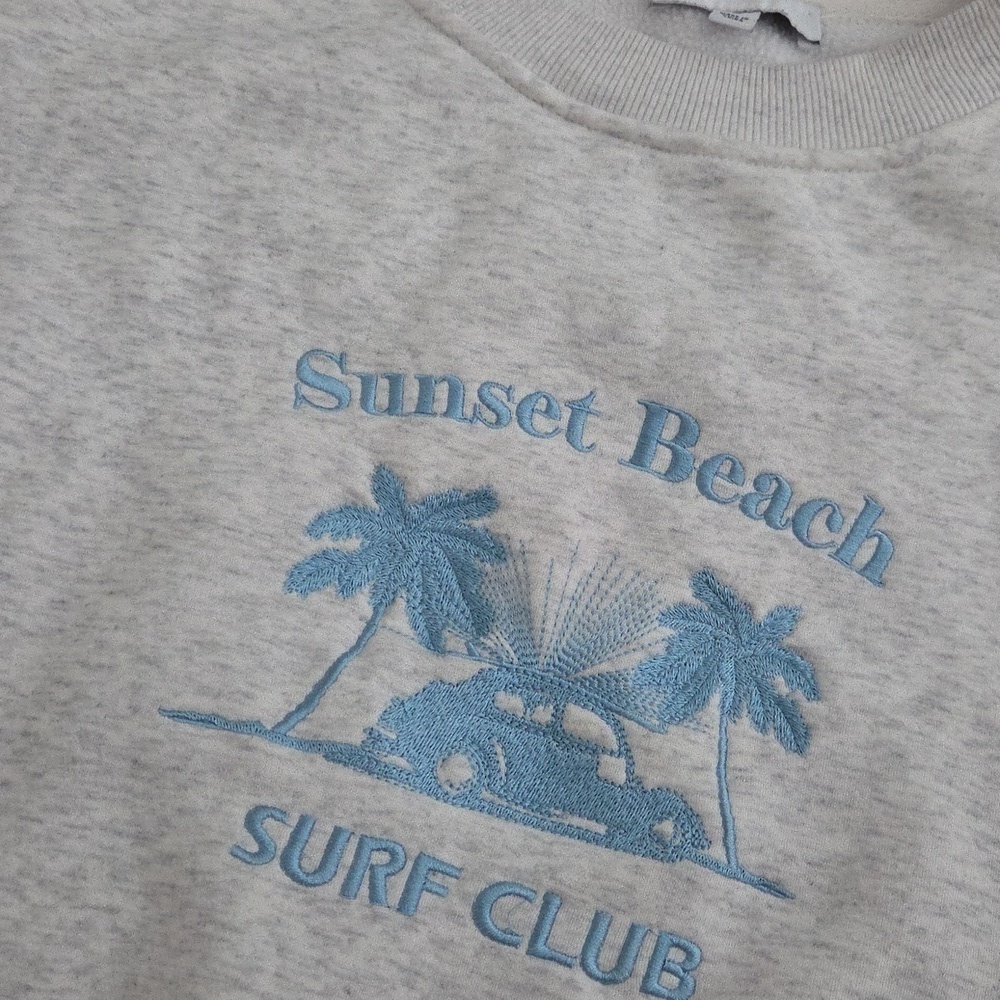 Gilli Sunset Beach Surf Club Embroidered Gray Crewneck Sweatshirt Oversized S - Picture 4 of 8